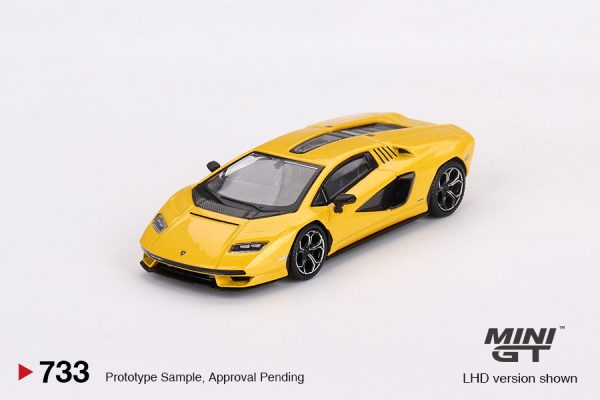 Mini GT #733 - Lamborghini Countach LPI 800-4 - New Giallo Orion